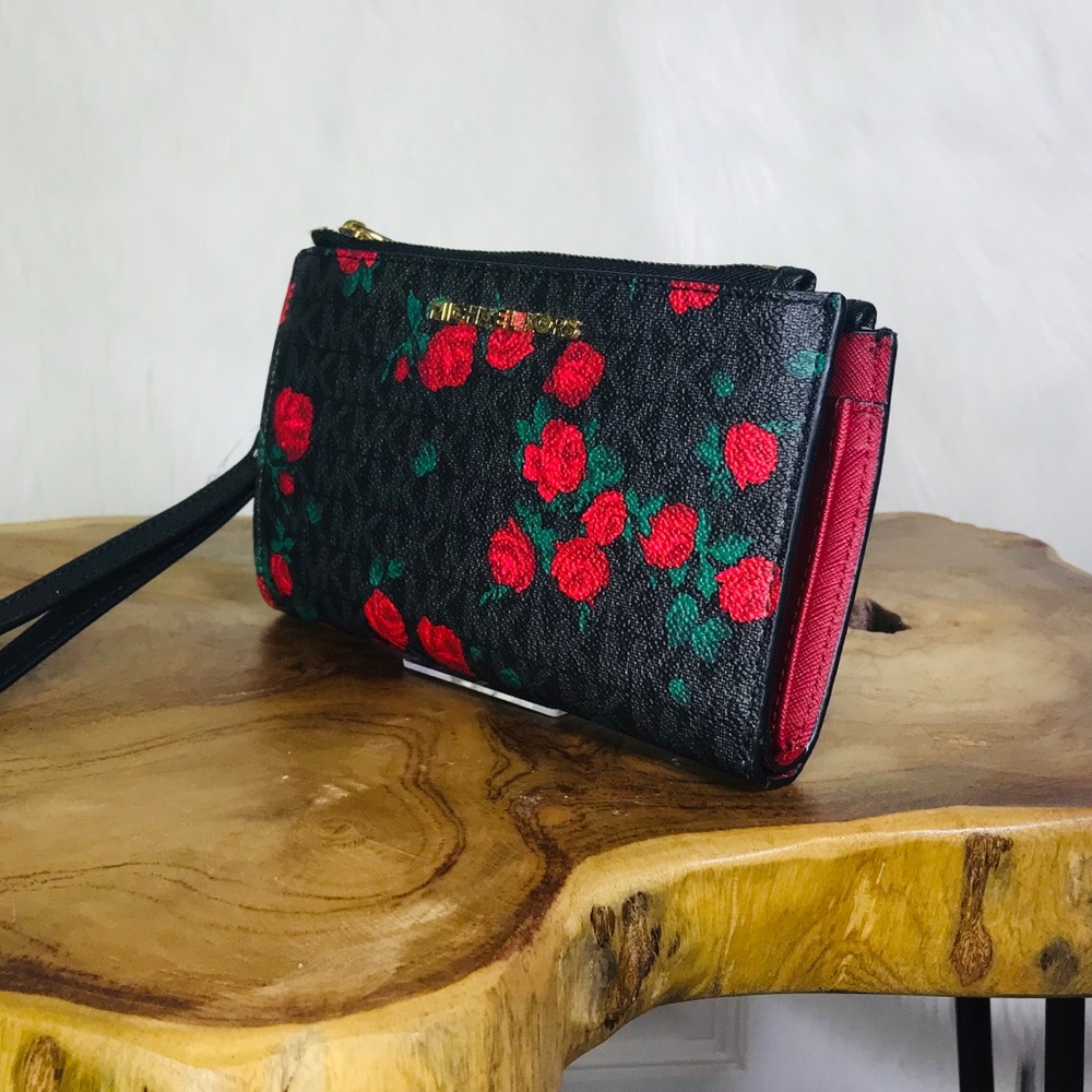 Michael Kors Large Flat Phone Case Floral Wristlet - Picture 2 of 8